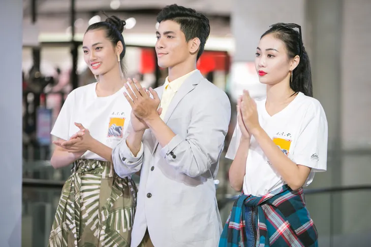 The Face Vietnam 2018: Minh Hằng mất chiến binh đầu tiên, team Võ Hoàng Yến giành chiến thắng nghẹt thở - Ảnh 3. The Face Vietnam 2018: Minh Hằng mất chiến binh đầu tiên, team Võ Hoàng Yến giành chiến thắng nghẹt thở - Ảnh 3.