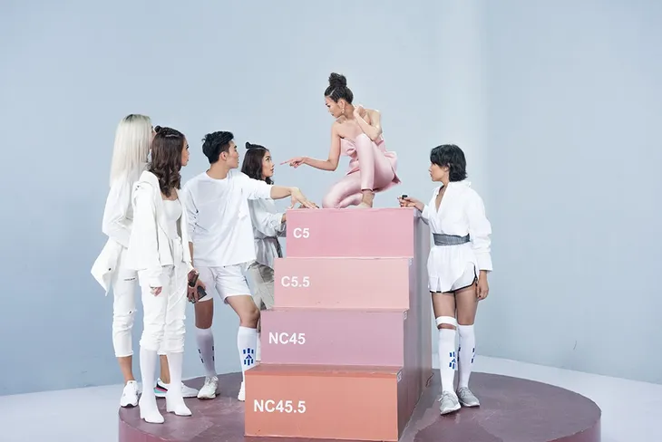 The Face Vietnam 2018: Minh Hằng mất chiến binh đầu tiên, team Võ Hoàng Yến giành chiến thắng nghẹt thở - Ảnh 4. The Face Vietnam 2018: Minh Hằng mất chiến binh đầu tiên, team Võ Hoàng Yến giành chiến thắng nghẹt thở - Ảnh 4.