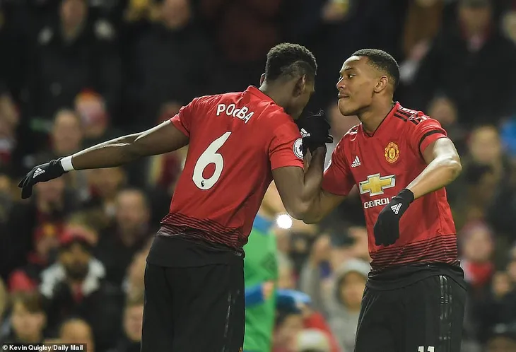 Kết quả bóng đá rạng sáng 29/10: Barcelona huỷ diệt Real Madrid, Man Utd thắng nhọc nhằn - Ảnh 3. Kết quả bóng đá rạng sáng 29/10: Barcelona huỷ diệt Real Madrid, Man Utd thắng nhọc nhằn - Ảnh 3.
