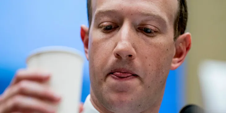Bất chấp bê bối, Facebook vẫn có hơn 1,4 tỷ người dùng hàng ngày - Ảnh 1. Bất chấp bê bối, Facebook vẫn có hơn 1,4 tỷ người dùng hàng ngày - Ảnh 1.