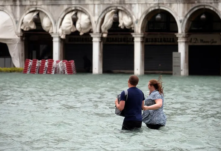 Chùm ảnh: Choáng Venice những ngày phố cũng như sông - Ảnh 12. Chùm ảnh: Choáng Venice những ngày phố cũng như sông - Ảnh 12.