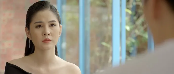 Yêu thì ghét thôi - Tập 10: Bà Diễm muối mặt đi xin lỗi tình cũ, Trang xót xa vì Du làm shipper - Ảnh 3. Yêu thì ghét thôi - Tập 10: Bà Diễm muối mặt đi xin lỗi tình cũ, Trang xót xa vì Du làm shipper - Ảnh 3.