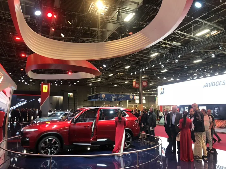 Paris Motor Show 2018: VinFast tiếp tục là tâm điểm - Ảnh 3. Paris Motor Show 2018: VinFast tiếp tục là tâm điểm - Ảnh 3.