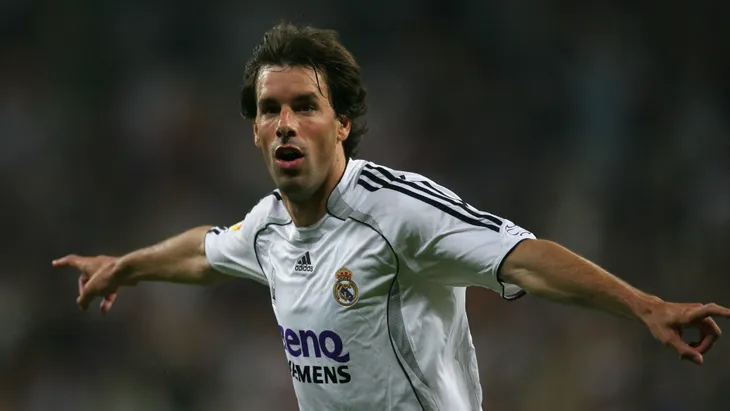 Top 10 chân sút vĩ đại nhất lịch sử Champions League: Messi còn kém xa Ronaldo - Ảnh 4. Top 10 chân sút vĩ đại nhất lịch sử Champions League: Messi còn kém xa Ronaldo - Ảnh 4.