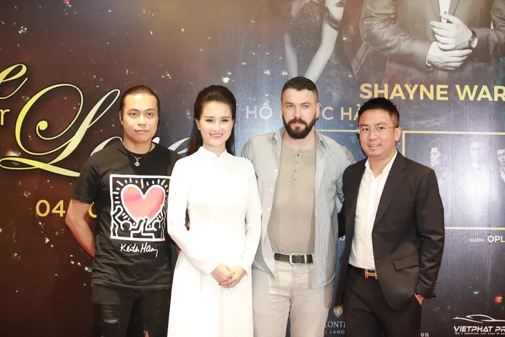 Shayne Ward trở lại Việt Nam sau 4 năm - Ảnh 4. Shayne Ward trở lại Việt Nam sau 4 năm - Ảnh 4.