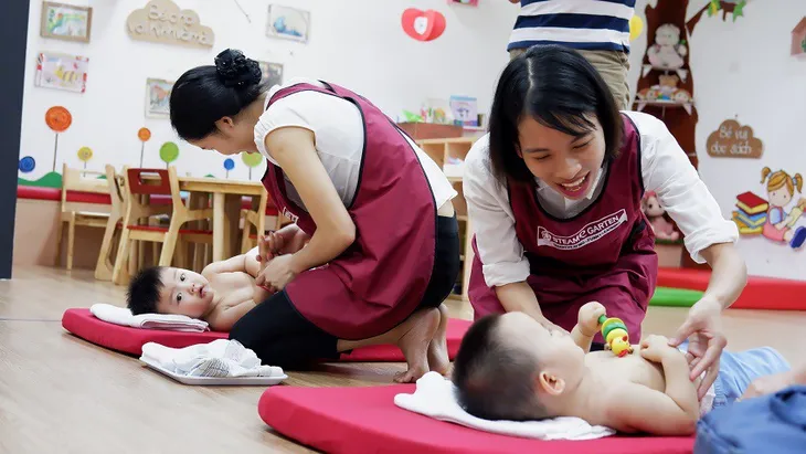 Massage giúp kích hoạt giác quan cho trẻ? - Ảnh 2. Massage giúp kích hoạt giác quan cho trẻ? - Ảnh 2.