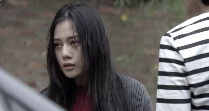 Quỳnh búp bê - Tập 15: Quỳnh như phát điên khi nghe tin Cảnh chết, con trai bị bắt - Ảnh 13. Quỳnh búp bê - Tập 15: Quỳnh như phát điên khi nghe tin Cảnh chết, con trai bị bắt - Ảnh 13.