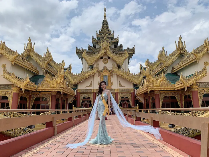 Á hậu Phương Nga nổi bật tại Miss Grand International 2018 - Ảnh 1. Á hậu Phương Nga nổi bật tại Miss Grand International 2018 - Ảnh 1.
