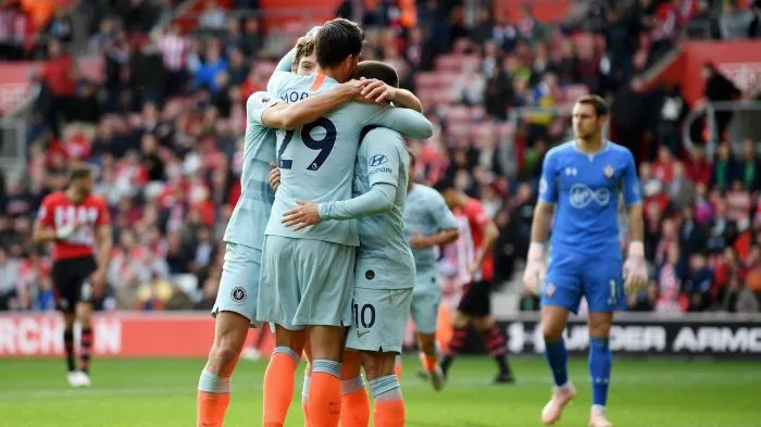 Eden Hazard chơi nước đôi khiến cả Real và Chelsea đứng ngồi không yên! - Ảnh 1. Eden Hazard chơi nước đôi khiến cả Real và Chelsea đứng ngồi không yên! - Ảnh 1.