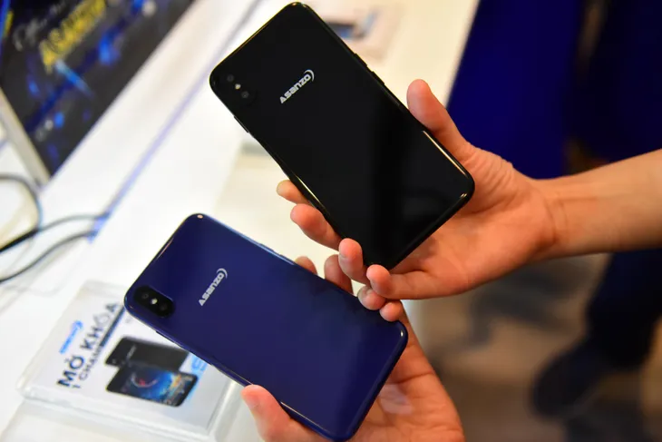 Một smartphone Việt ra mắt trước thời điểm Bphone 3 trình làng - Ảnh 1. Một smartphone Việt ra mắt trước thời điểm Bphone 3 trình làng - Ảnh 1.