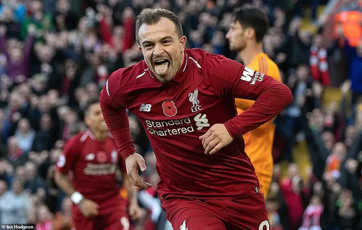 Giành trọn 3 điểm trước Fulham, Liverpool tạm vươn lên ngôi đầu - Ảnh 3. Giành trọn 3 điểm trước Fulham, Liverpool tạm vươn lên ngôi đầu - Ảnh 3.