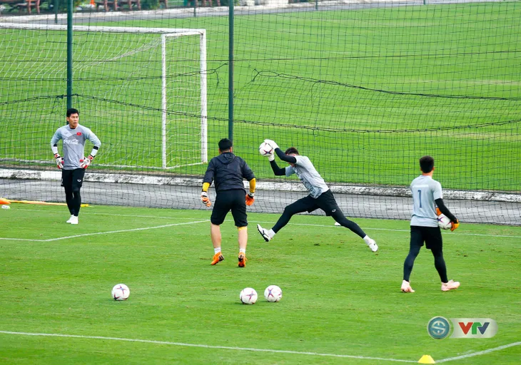 AFF Cup 2018: ĐT Việt Nam trở lại lịch tập kín chuẩn bị đối đầu ĐT Malaysia - Ảnh 2. AFF Cup 2018: ĐT Việt Nam trở lại lịch tập kín chuẩn bị đối đầu ĐT Malaysia - Ảnh 2.