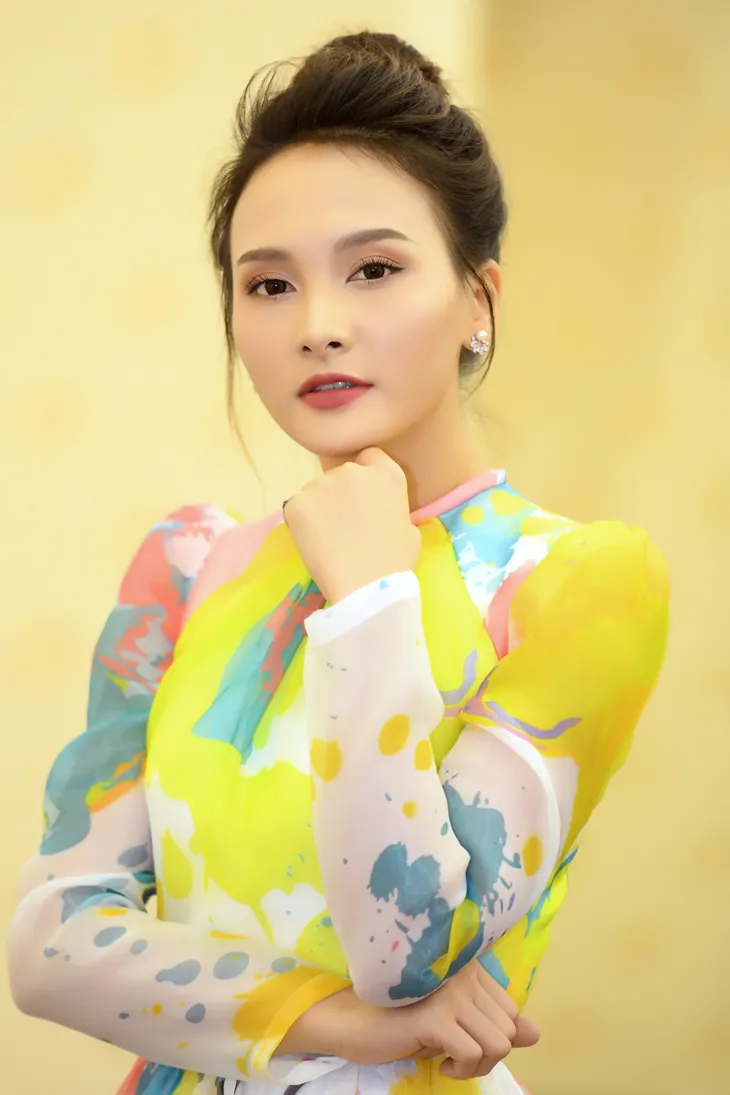 Bảo Thanh rạng rỡ chấm chọn Người mẫu Quý bà Việt Nam 2018 - Ảnh 2. Bảo Thanh rạng rỡ chấm chọn Người mẫu Quý bà Việt Nam 2018 - Ảnh 2.