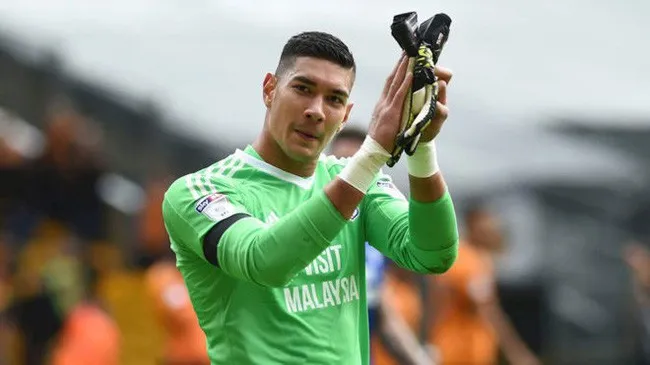 Thủ môn của Cardiff City trở về thi đấu tại AFF Cup 2018 vì HLV Eriksson - Ảnh 1. Thủ môn của Cardiff City trở về thi đấu tại AFF Cup 2018 vì HLV Eriksson - Ảnh 1.