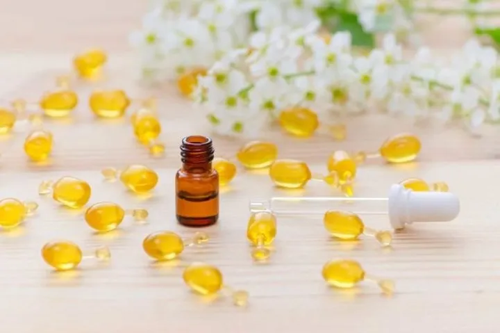 11 loại tinh dầu xóa tan nỗi lo lão hóa - Ảnh 4. 11 loại tinh dầu xóa tan nỗi lo lão hóa - Ảnh 4.