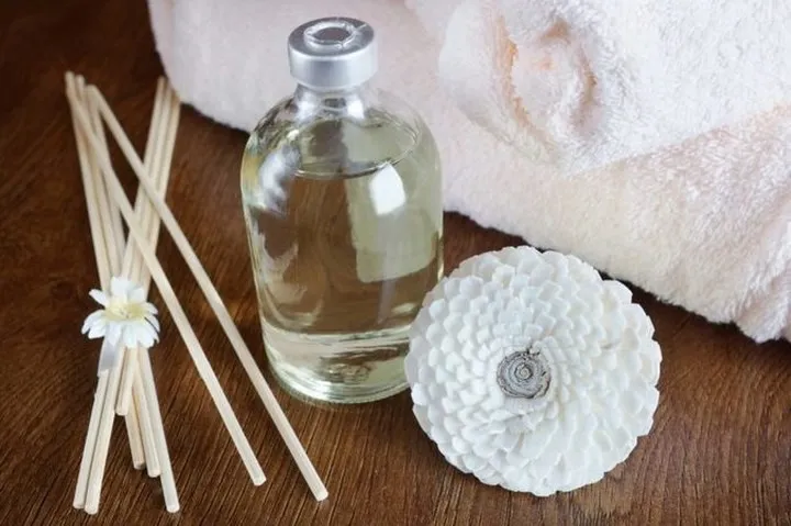 11 loại tinh dầu xóa tan nỗi lo lão hóa - Ảnh 6. 11 loại tinh dầu xóa tan nỗi lo lão hóa - Ảnh 6.