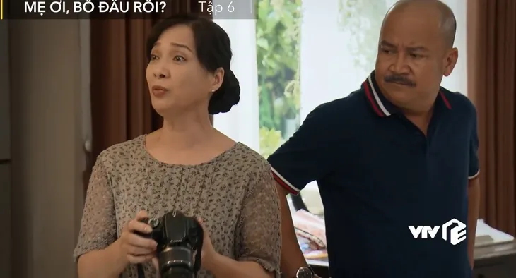 Mẹ ơi, bố đâu rồi? - Tập 6: Ly (Quỳnh Kool) khiến bố mẹ sốc nặng khi chụp ảnh bán khỏa thân - Ảnh 3. Mẹ ơi, bố đâu rồi? - Tập 6: Ly (Quỳnh Kool) khiến bố mẹ sốc nặng khi chụp ảnh bán khỏa thân - Ảnh 3.