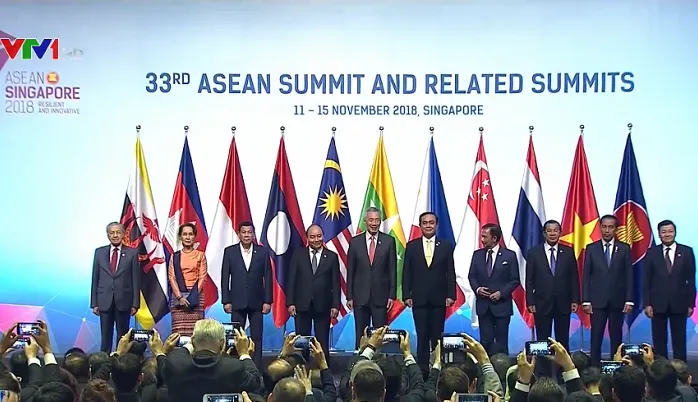 Các nhà lãnh đạo ASEAN đề cao việc xây dựng lòng tin - Ảnh 1.