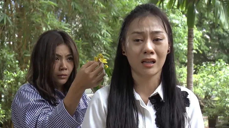 Quỳnh búp bê - Tập 27: Vì Đào mà Quỳnh ê chề chấp nhận để tên cha dượng làm nhục lần nữa - Ảnh 14. Quỳnh búp bê - Tập 27: Vì Đào mà Quỳnh ê chề chấp nhận để tên cha dượng làm nhục lần nữa - Ảnh 14.