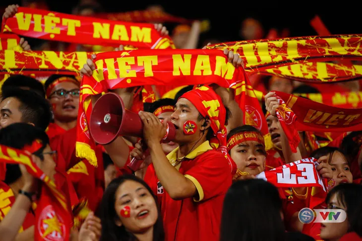 AFF Cup 2018: Việt Nam dẫn đầu về lượng khán giả đến sân cổ vũ - Ảnh 1. AFF Cup 2018: Việt Nam dẫn đầu về lượng khán giả đến sân cổ vũ - Ảnh 1.