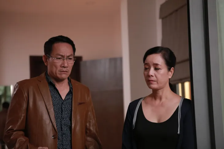 Chạy trốn thanh xuân - Câu chuyện tuổi trẻ hài hước, lãng mạn, ngọt ngào và cũng nhiều day dứt - Ảnh 2. Chạy trốn thanh xuân - Câu chuyện tuổi trẻ hài hước, lãng mạn, ngọt ngào và cũng nhiều day dứt - Ảnh 2.