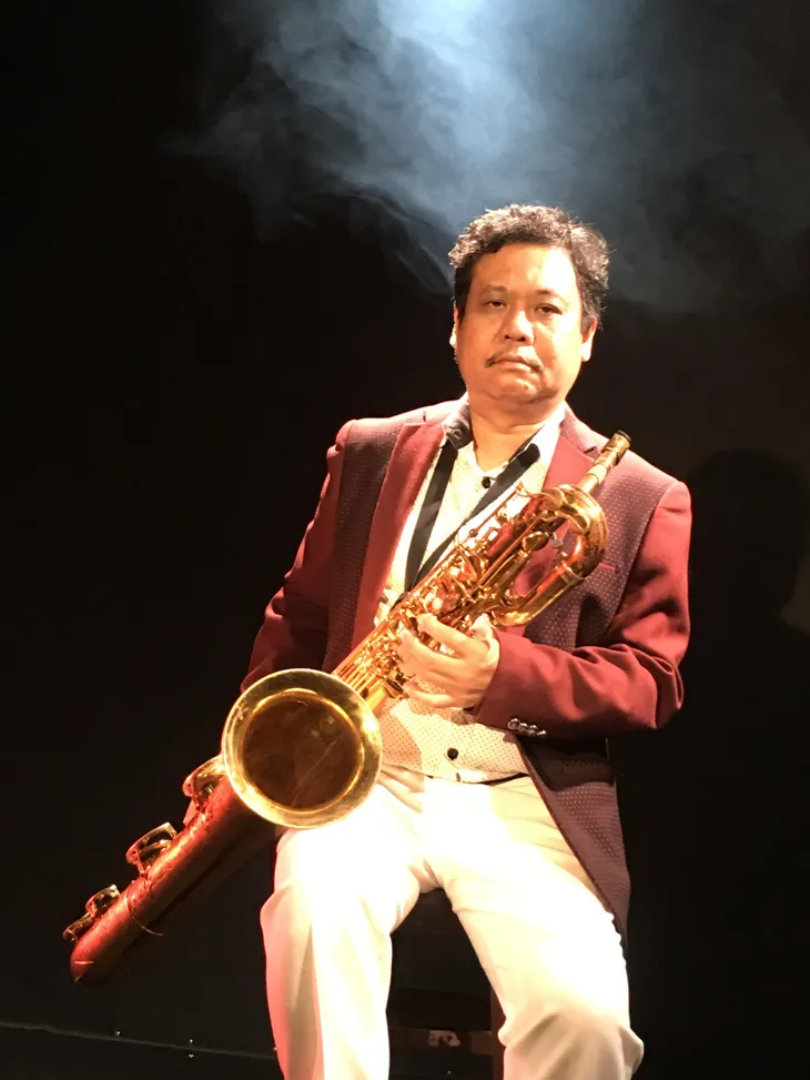 Phan Anh Dũng - Người kể chuyện bằng kèn Saxophone - Ảnh 1. Phan Anh Dũng - Người kể chuyện bằng kèn Saxophone - Ảnh 1.
