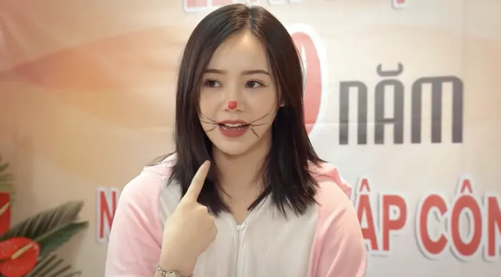 Mẹ ơi, bố đâu rồi? - Tập 10: Bố của cháu ngoại trở về nhận con, ông Mạnh cầm dao dọa dẫm - Ảnh 4. Mẹ ơi, bố đâu rồi? - Tập 10: Bố của cháu ngoại trở về nhận con, ông Mạnh cầm dao dọa dẫm - Ảnh 4.