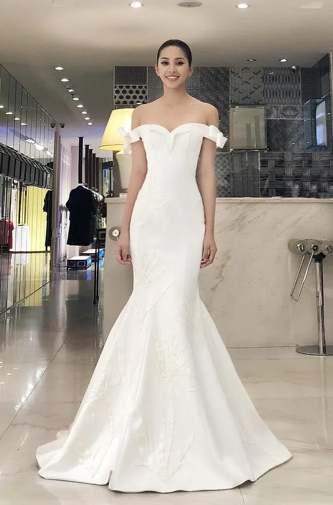 Hoa hậu Tiểu Vy lọt Top 32 phần thi thời trang tại Miss World - Ảnh 1. Hoa hậu Tiểu Vy lọt Top 32 phần thi thời trang tại Miss World - Ảnh 1.