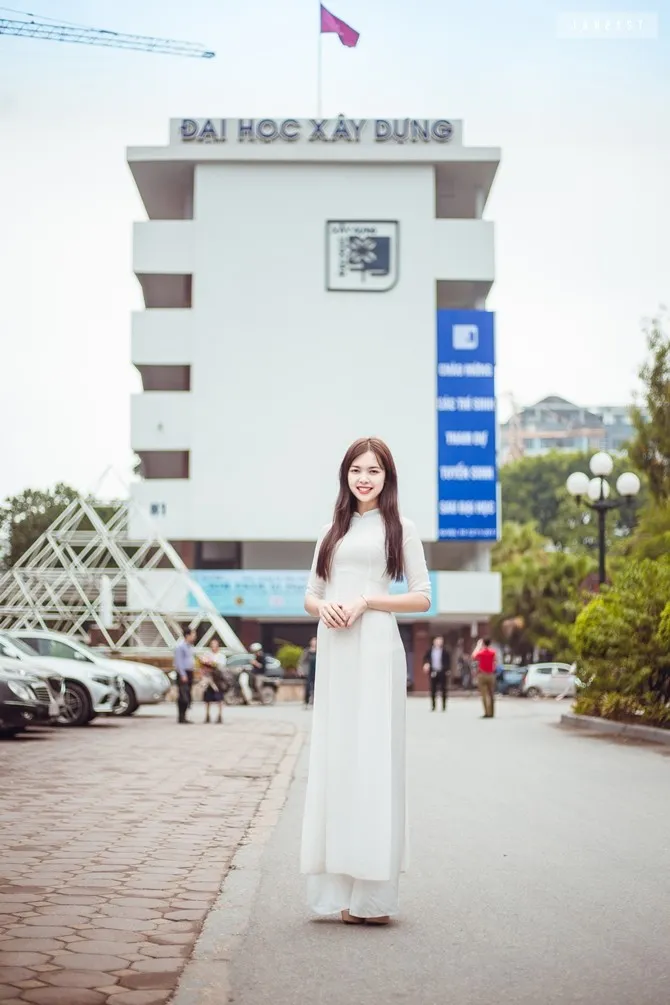 Những cô giáo 9X gây sốt cộng đồng mạng vì... quá xinh - Ảnh 9. Những cô giáo 9X gây sốt cộng đồng mạng vì... quá xinh - Ảnh 9.