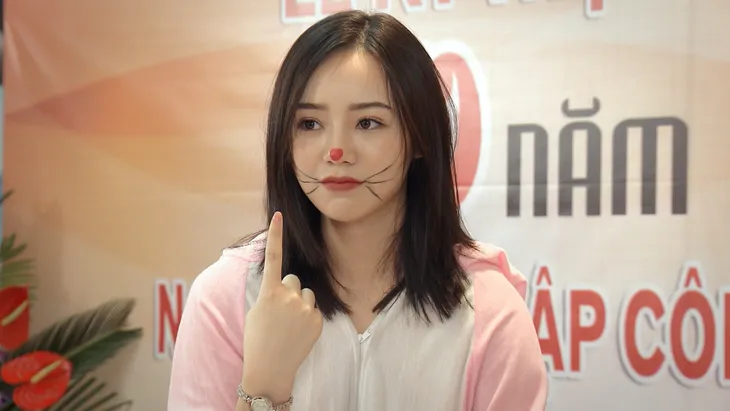 Mẹ ơi, bố đâu rồi? - Tập 10: Ông Mạnh cầm dao phay dọa người, cả nhà hốt hoảng can ngăn - Ảnh 7. Mẹ ơi, bố đâu rồi? - Tập 10: Ông Mạnh cầm dao phay dọa người, cả nhà hốt hoảng can ngăn - Ảnh 7.
