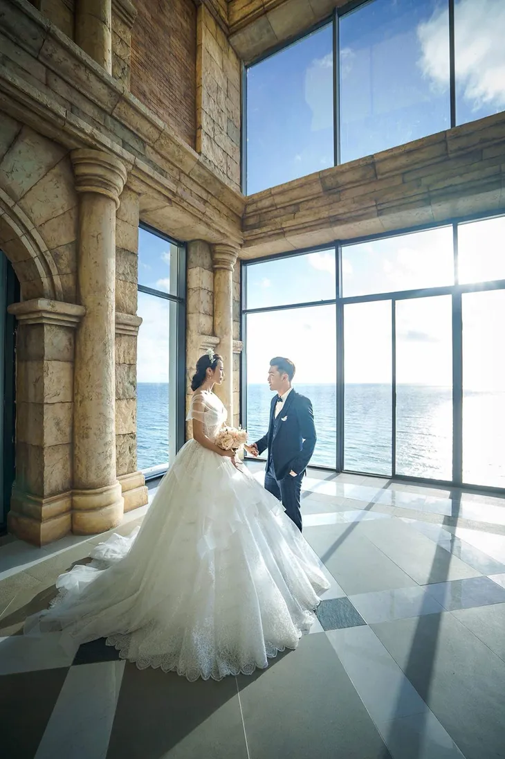 Bộ ảnh cưới đẹp như mơ của vợ chồng nam ca sĩ Ưng Hoàng Phúc - Kim Cương - Ảnh 8. Bộ ảnh cưới đẹp như mơ của vợ chồng nam ca sĩ Ưng Hoàng Phúc - Kim Cương - Ảnh 8.