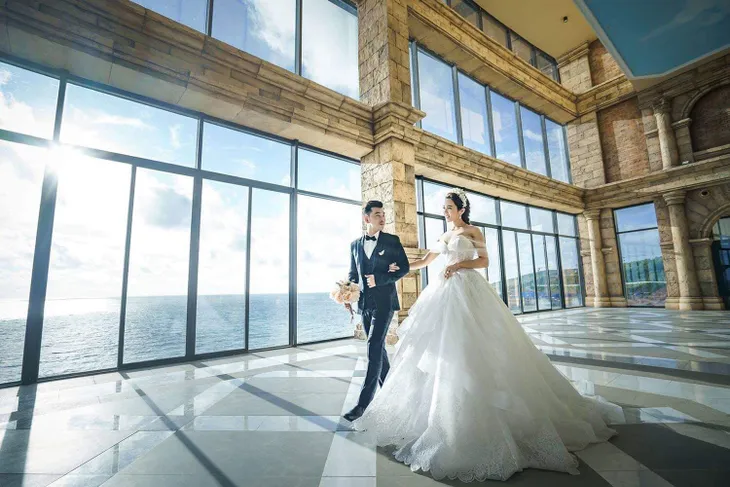 Bộ ảnh cưới đẹp như mơ của vợ chồng nam ca sĩ Ưng Hoàng Phúc - Kim Cương - Ảnh 9. Bộ ảnh cưới đẹp như mơ của vợ chồng nam ca sĩ Ưng Hoàng Phúc - Kim Cương - Ảnh 9.