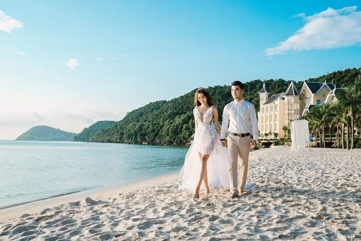 Bộ ảnh cưới đẹp như mơ của vợ chồng nam ca sĩ Ưng Hoàng Phúc - Kim Cương - Ảnh 2. Bộ ảnh cưới đẹp như mơ của vợ chồng nam ca sĩ Ưng Hoàng Phúc - Kim Cương - Ảnh 2.