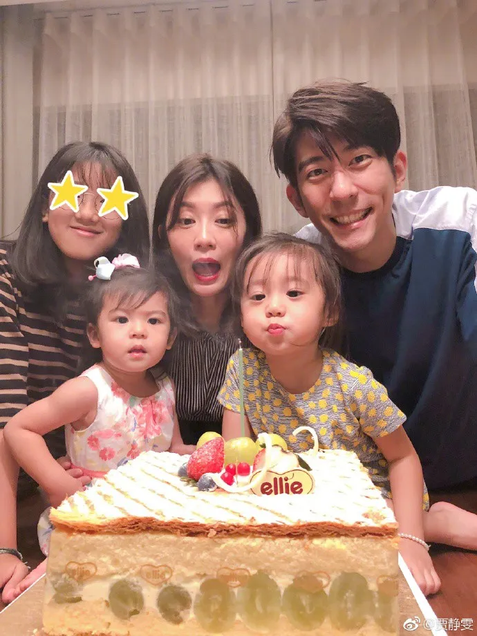 Ảnh cưới ngọt ngào của Triệu Mẫn Giả Tịnh Văn - Ảnh 9. Ảnh cưới ngọt ngào của Triệu Mẫn Giả Tịnh Văn - Ảnh 9.