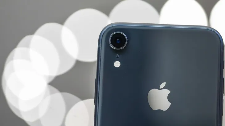 Goldman Sachs: Apple đã sai với iPhone XR! - Ảnh 2. Goldman Sachs: Apple đã sai với iPhone XR! - Ảnh 2.