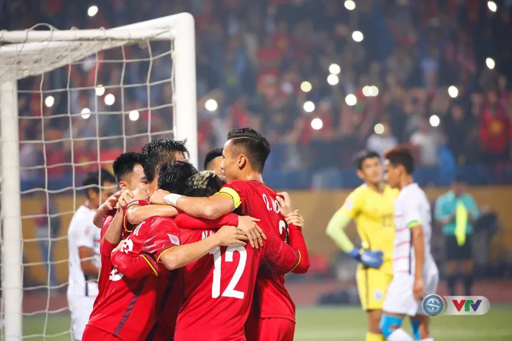 Lịch thi đấu và trực tiếp bán kết AFF Suzuki Cup 2018: ĐT Việt Nam gặp ĐT Philippines, Thái Lan gặp Malaysia - Ảnh 1. Lịch thi đấu và trực tiếp bán kết AFF Suzuki Cup 2018: ĐT Việt Nam gặp ĐT Philippines, Thái Lan gặp Malaysia - Ảnh 1.
