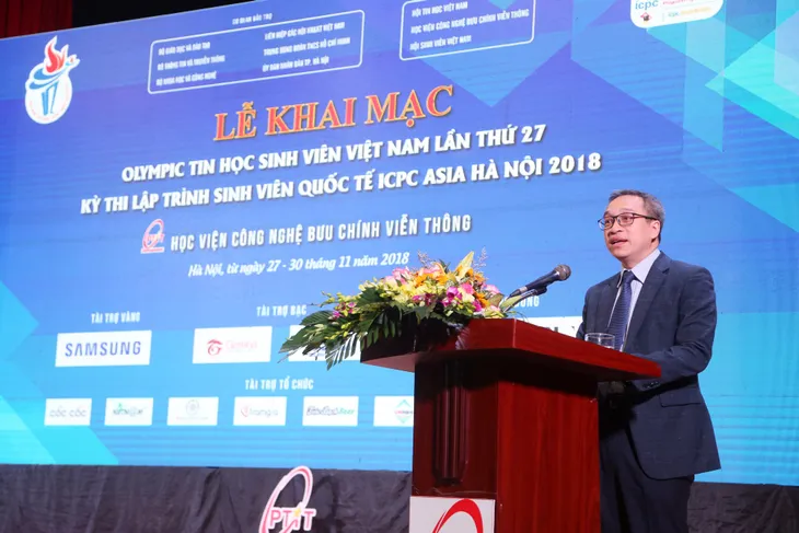Khai mạc Olympic Tin học Sinh viên Việt Nam lần thứ 27 - Ảnh 2. Khai mạc Olympic Tin học Sinh viên Việt Nam lần thứ 27 - Ảnh 2.
