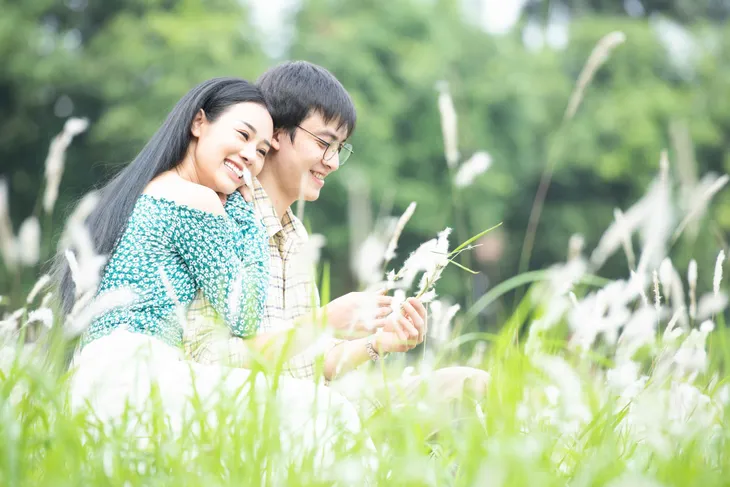 Nữ ca sĩ Hoa Trần ra mắt MV mới như phim hành động - Ảnh 2. Nữ ca sĩ Hoa Trần ra mắt MV mới như phim hành động - Ảnh 2.
