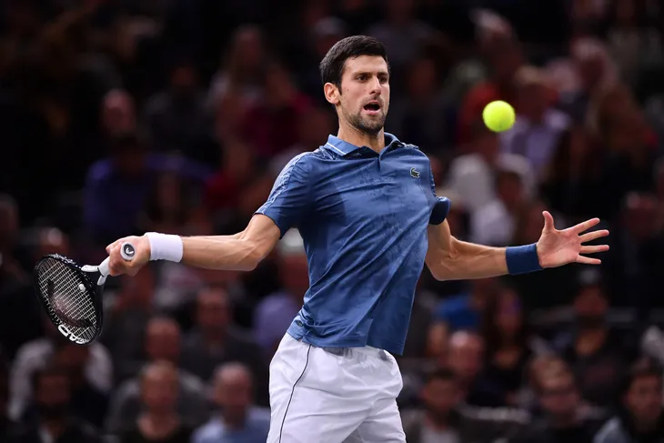Bất ngờ đánh bại Djokovic, Khachanov vô địch Paris Masters 2018 - Ảnh 2. Bất ngờ đánh bại Djokovic, Khachanov vô địch Paris Masters 2018 - Ảnh 2.