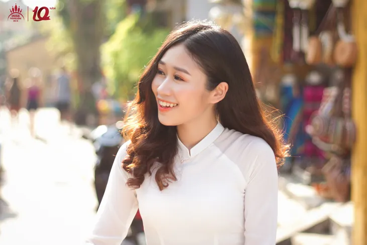 Lộ diện 17 gương mặt tranh tài trong vòng Chung kết Imiss Thăng Long 2018 - Ảnh 13. Lộ diện 17 gương mặt tranh tài trong vòng Chung kết Imiss Thăng Long 2018 - Ảnh 13.