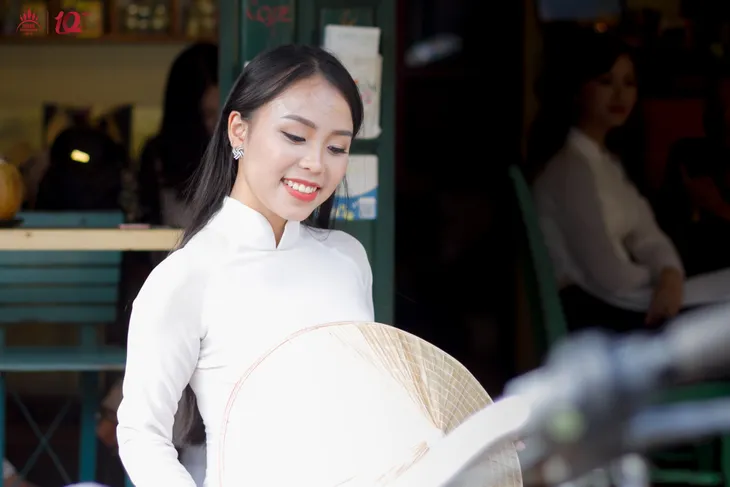 Lộ diện 17 gương mặt tranh tài trong vòng Chung kết Imiss Thăng Long 2018 - Ảnh 1. Lộ diện 17 gương mặt tranh tài trong vòng Chung kết Imiss Thăng Long 2018 - Ảnh 1.