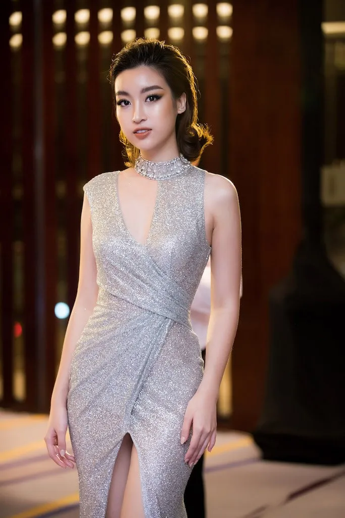 Không còn đóng đinh với vẻ dịu dàng, Mỹ Linh biến hóa đầy sắc sảo, kiêu sa - Ảnh 2. Không còn đóng đinh với vẻ dịu dàng, Mỹ Linh biến hóa đầy sắc sảo, kiêu sa - Ảnh 2.