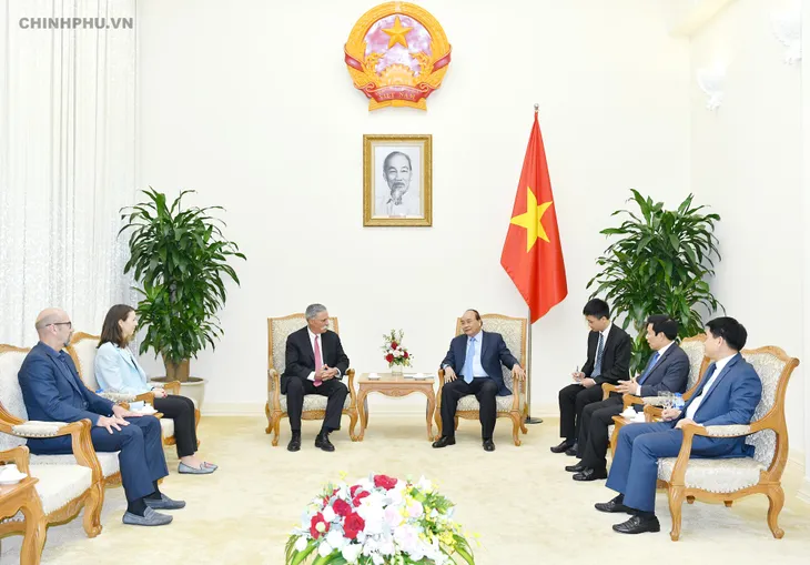Thủ tướng tiếp lãnh đạo Tập đoàn đưa Giải đua F1 vào Việt Nam - Ảnh 1. Thủ tướng tiếp lãnh đạo Tập đoàn đưa Giải đua F1 vào Việt Nam - Ảnh 1.