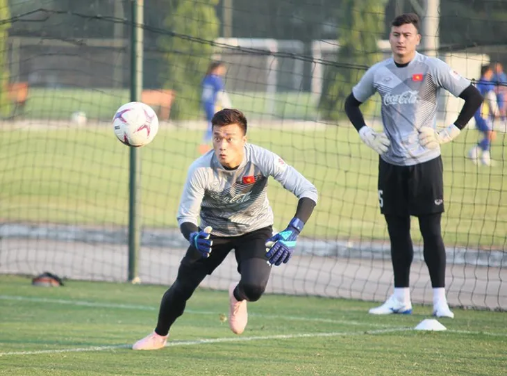 Số áo của các cầu thủ Việt Nam tại AFF Suzuki Cup 2018: Tiến Dũng nhận áo số 1 - Ảnh 1. Số áo của các cầu thủ Việt Nam tại AFF Suzuki Cup 2018: Tiến Dũng nhận áo số 1 - Ảnh 1.