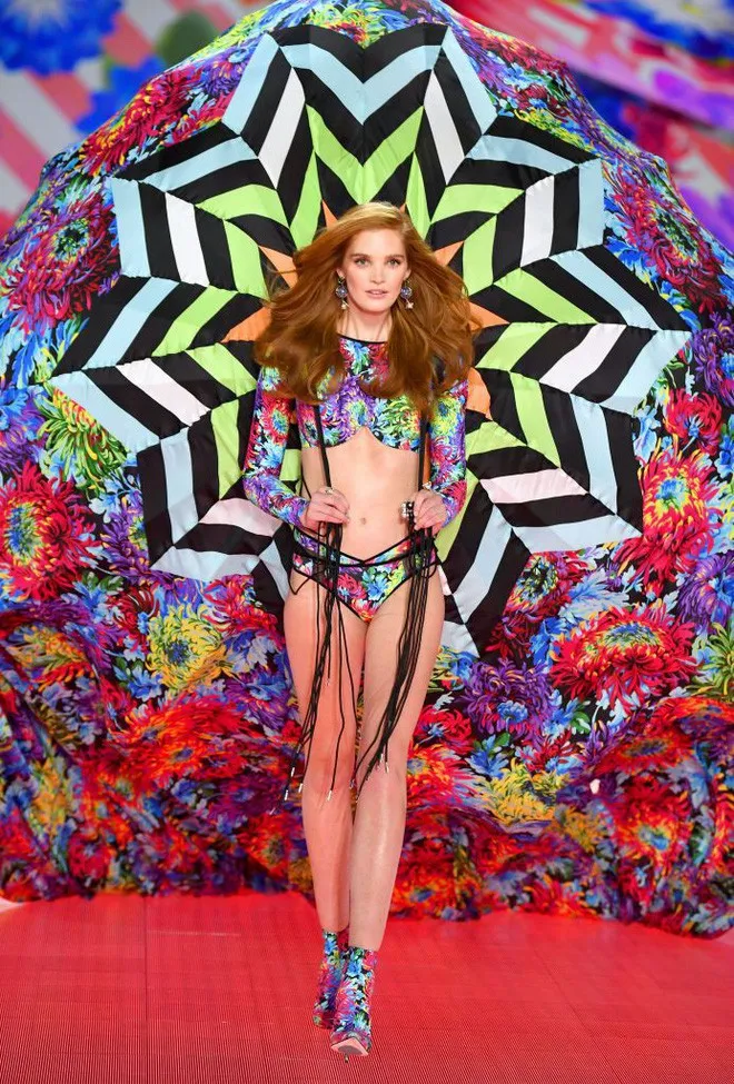 Chiêm ngưỡng dàn thiên thần đẹp xuất sắc tại Victorias Secret Fashion Show 2018 - Ảnh 27. Chiêm ngưỡng dàn thiên thần đẹp xuất sắc tại Victorias Secret Fashion Show 2018 - Ảnh 27.