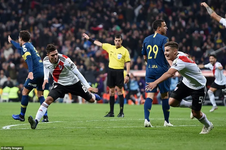 VIDEO, River Plate 3-1 Boca Juniors: Chức vô địch kịch tính! - Ảnh 3. VIDEO, River Plate 3-1 Boca Juniors: Chức vô địch kịch tính! - Ảnh 3.
