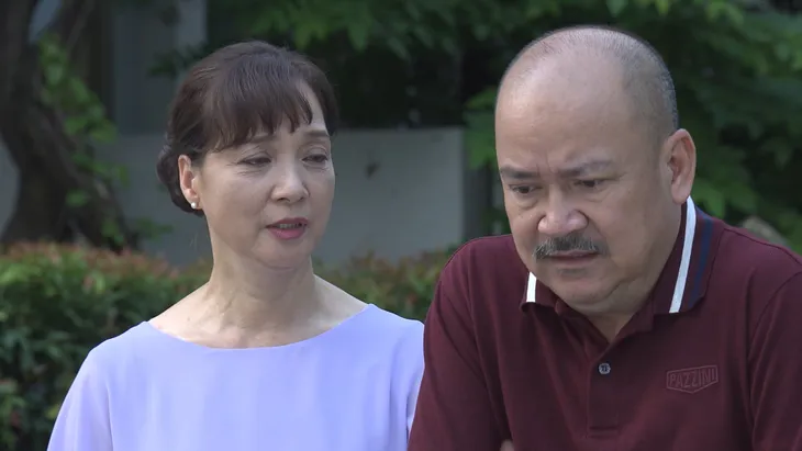Mẹ ơi, bố đâu rồi? - Tập 23: Ông Mạnh (NS Hoàng Sơn) có nguy cơ bị đột quỵ, cả gia đình hoảng hồn - Ảnh 13. Mẹ ơi, bố đâu rồi? - Tập 23: Ông Mạnh (NS Hoàng Sơn) có nguy cơ bị đột quỵ, cả gia đình hoảng hồn - Ảnh 13.