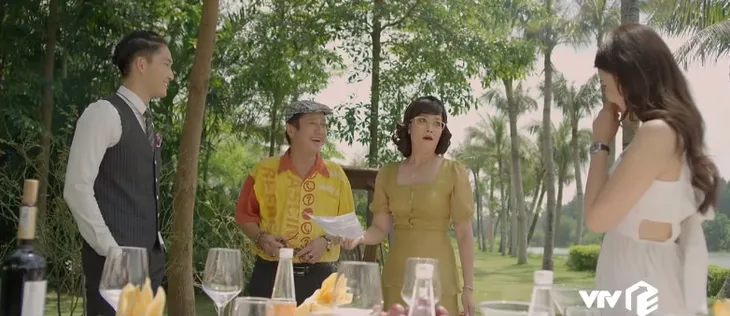 Yêu thì ghét thôi - Tập cuối: Kim (Phanh Lee) có tin vui, cả gia đình đoàn viên hạnh phúc - Ảnh 1. Yêu thì ghét thôi - Tập cuối: Kim (Phanh Lee) có tin vui, cả gia đình đoàn viên hạnh phúc - Ảnh 1.
