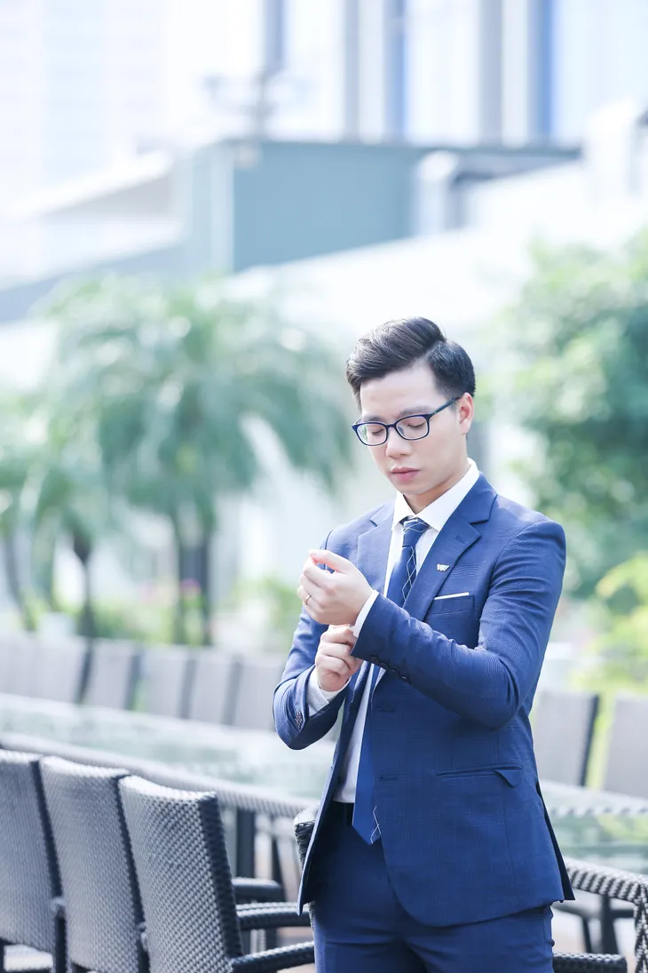 BTV Hoàng Dương: “Việt Nam hôm nay” – Đa chiều, toàn diện, tính bình luận cao - Ảnh 2. BTV Hoàng Dương: “Việt Nam hôm nay” – Đa chiều, toàn diện, tính bình luận cao - Ảnh 2.