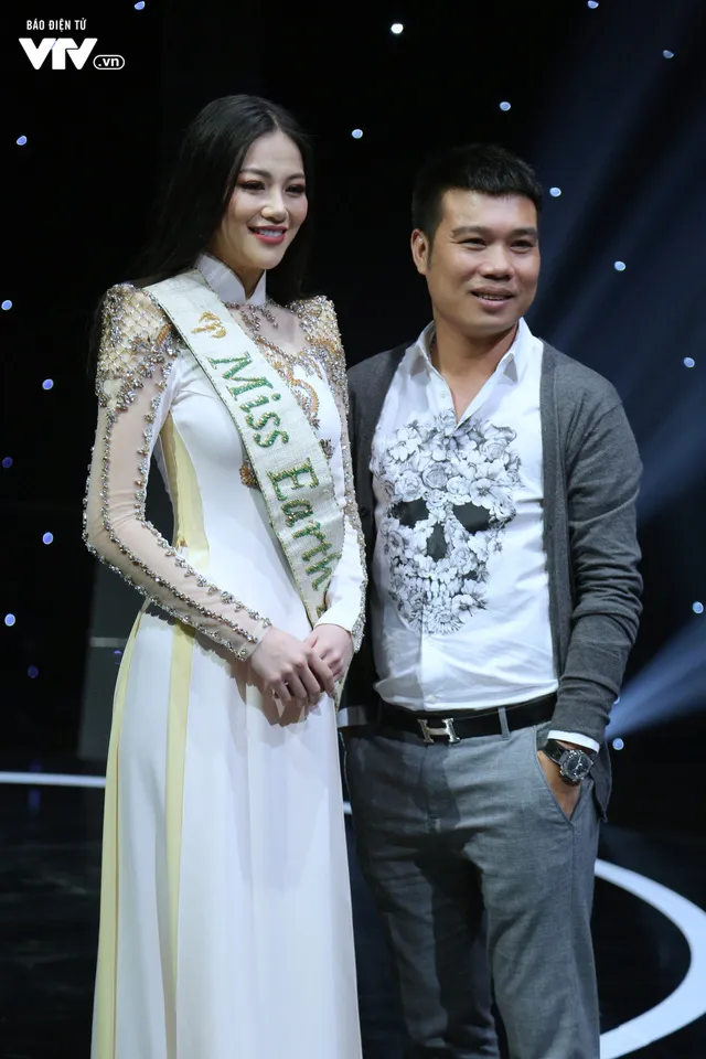 Quang Hải U23 Việt Nam, Hoa hậu Phương Khánh bị bủa vây trên trường quay Dấu ấn 2018 - Ảnh 6. Quang Hải U23 Việt Nam, Hoa hậu Phương Khánh bị bủa vây trên trường quay Dấu ấn 2018 - Ảnh 6.